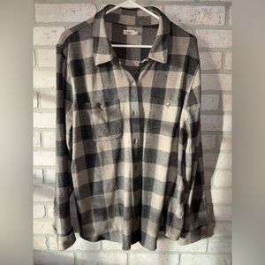 Faherty Woman’s flannel xxl